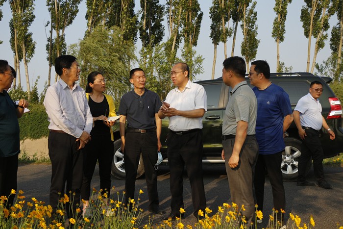 市长韩利学到天鹅湖蓄滞洪工程现场调研,市水务局党组书记,局长陈步科